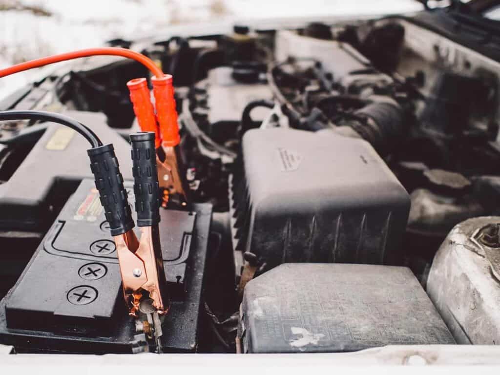 Car battery as a solar battery